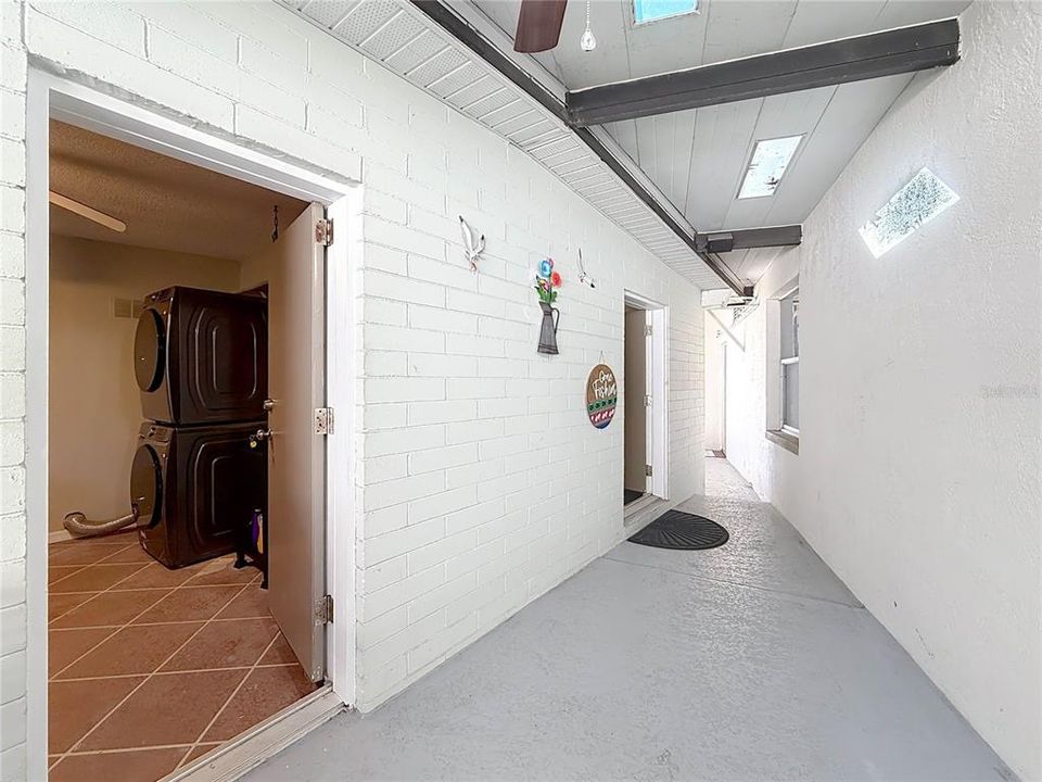 For Sale: $875,000 (4 beds, 5 baths, 2848 Square Feet)