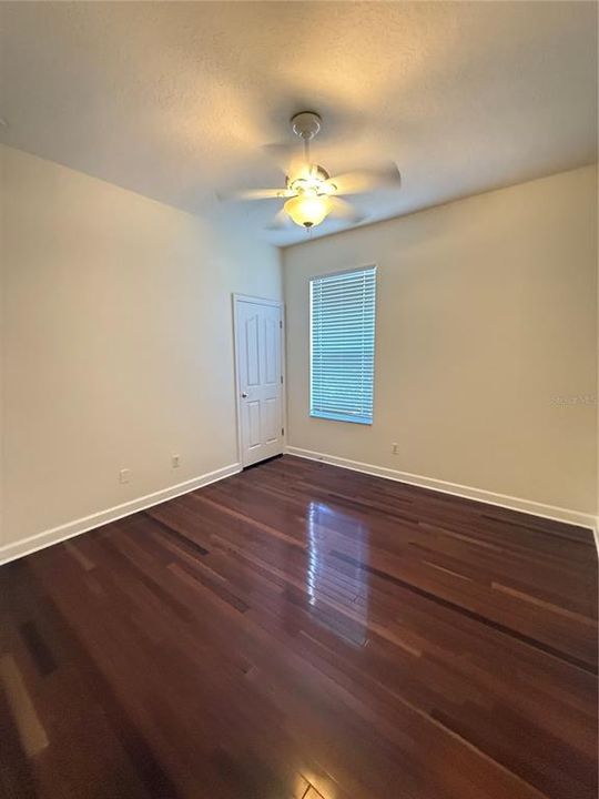 出租: $3,495 (4 贝兹, 3 浴室, 3040 平方英尺)