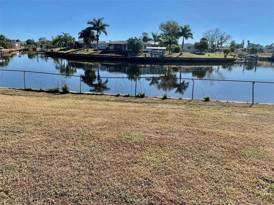 For Rent: $1,900 (3 beds, 2 baths, 1395 Square Feet)