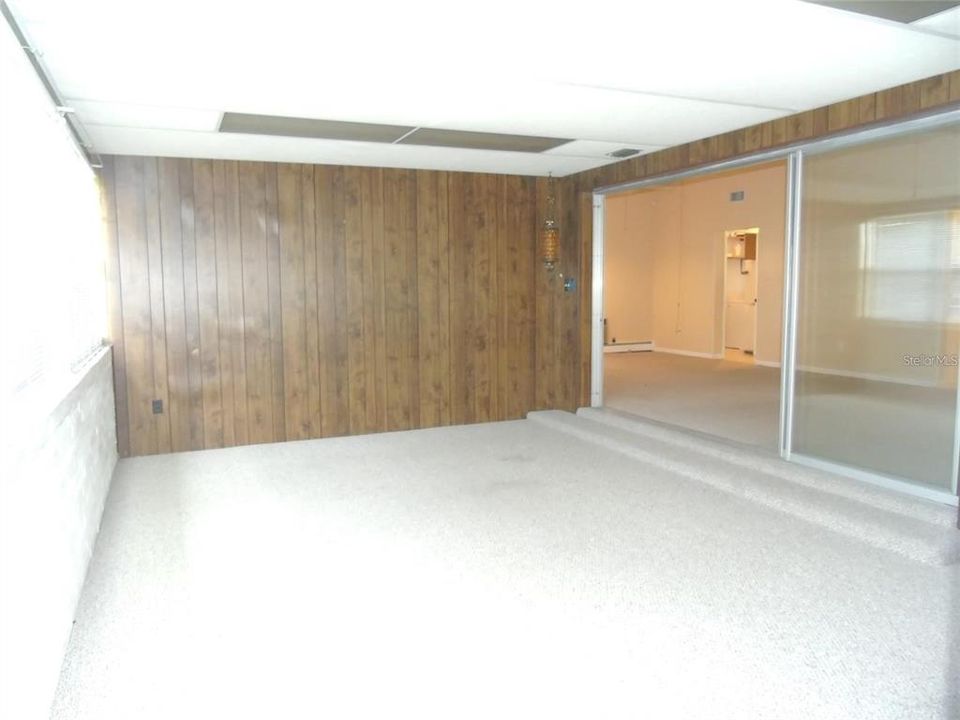 For Rent: $1,900 (3 beds, 2 baths, 1395 Square Feet)