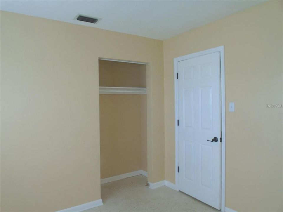 For Rent: $1,900 (3 beds, 2 baths, 1395 Square Feet)