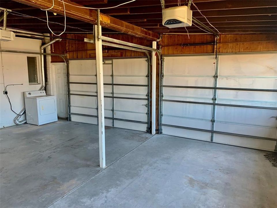 For Rent: $1,900 (3 beds, 2 baths, 1395 Square Feet)