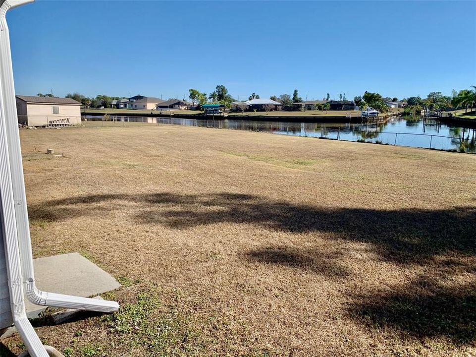 For Rent: $1,900 (3 beds, 2 baths, 1395 Square Feet)