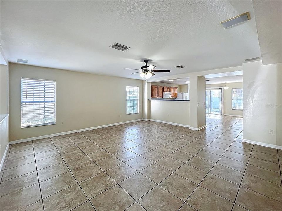 For Sale: $339,000 (4 beds, 2 baths, 2074 Square Feet)
