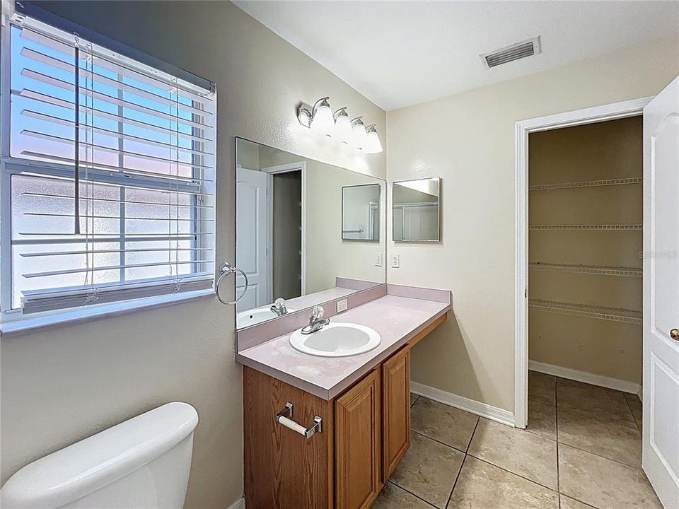 For Sale: $339,000 (4 beds, 2 baths, 2074 Square Feet)