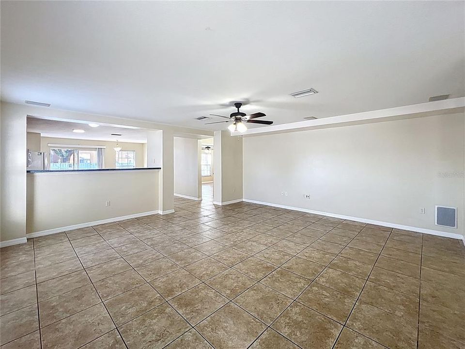 For Sale: $339,000 (4 beds, 2 baths, 2074 Square Feet)