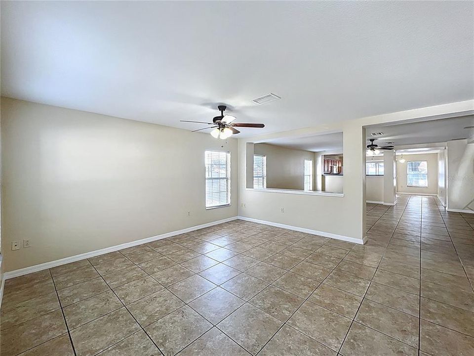 For Sale: $339,000 (4 beds, 2 baths, 2074 Square Feet)