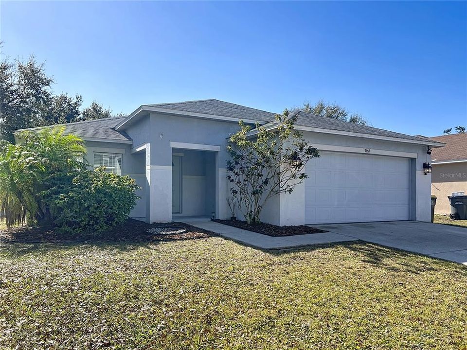 For Sale: $339,000 (4 beds, 2 baths, 2074 Square Feet)