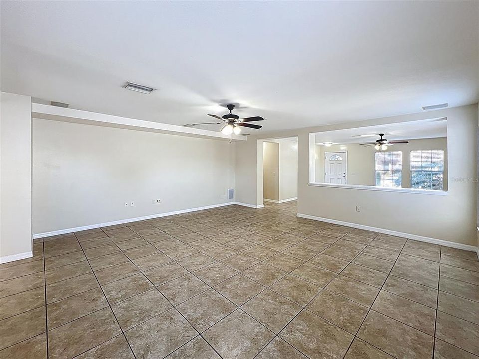 For Sale: $339,000 (4 beds, 2 baths, 2074 Square Feet)