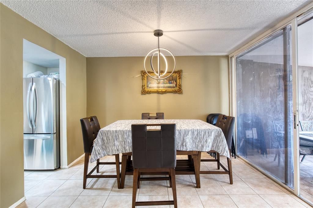 For Sale: $130,000 (2 beds, 2 baths, 1252 Square Feet)