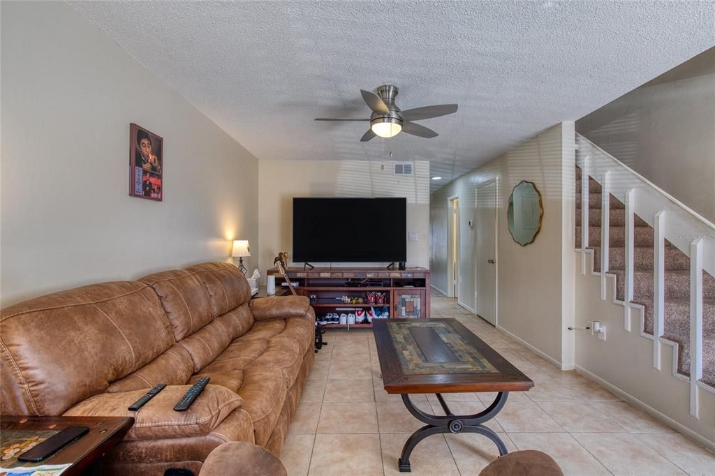 For Sale: $130,000 (2 beds, 2 baths, 1252 Square Feet)