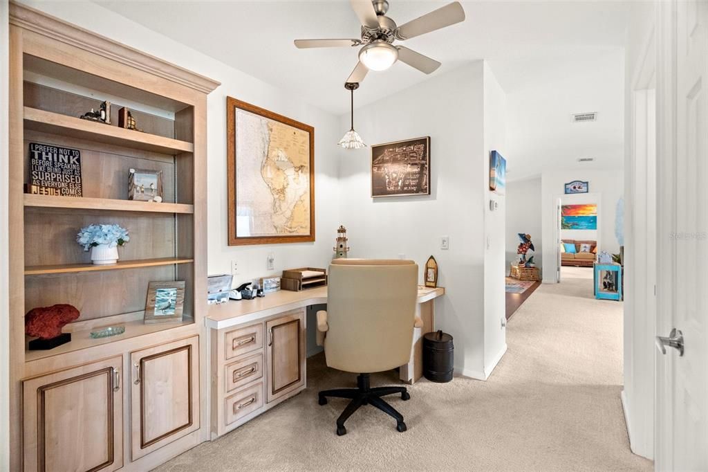 En Venta: $325,000 (2 camas, 2 baños, 1988 Pies cuadrados)