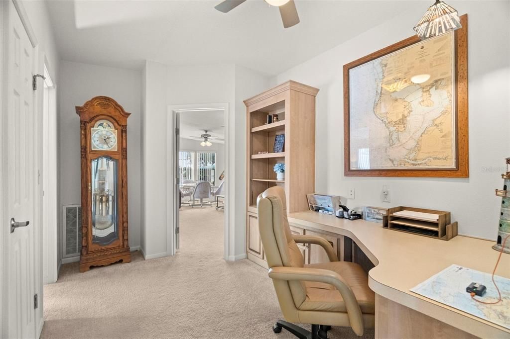 En Venta: $325,000 (2 camas, 2 baños, 1988 Pies cuadrados)