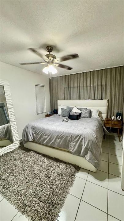 На продажу: $280,000 (2 спален, 2 ванн, 810 Квадратных фут)