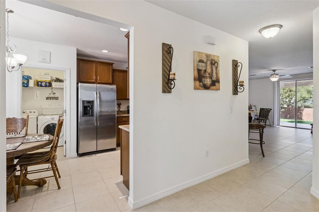 На продажу: $287,000 (3 спален, 2 ванн, 1581 Квадратных фут)