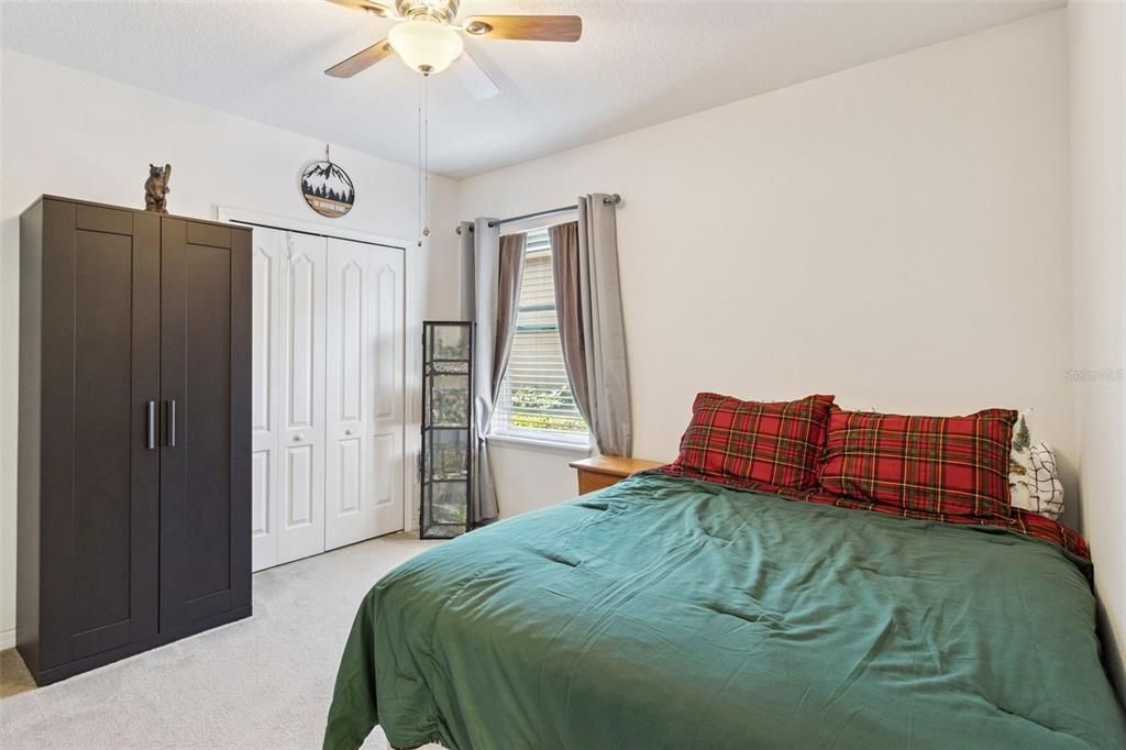 На продажу: $287,000 (3 спален, 2 ванн, 1581 Квадратных фут)