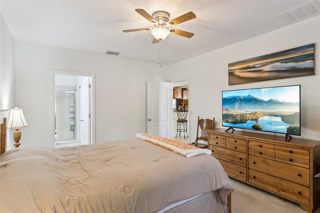 На продажу: $287,000 (3 спален, 2 ванн, 1581 Квадратных фут)