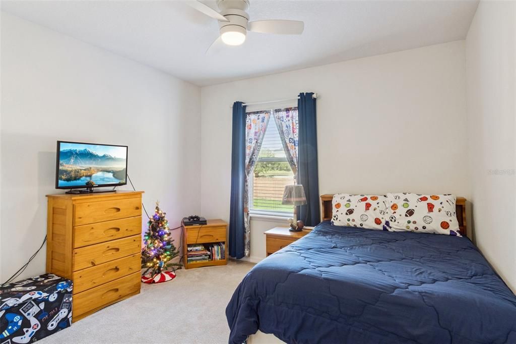 На продажу: $287,000 (3 спален, 2 ванн, 1581 Квадратных фут)