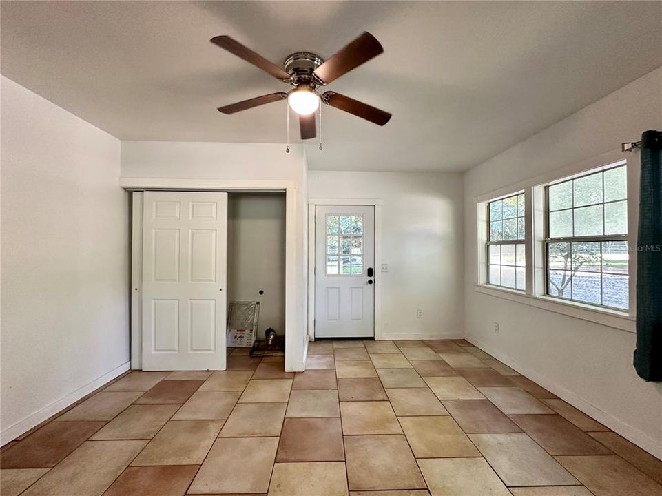 出租: $5,000 (2 贝兹, 2 浴室, 1884 平方英尺)