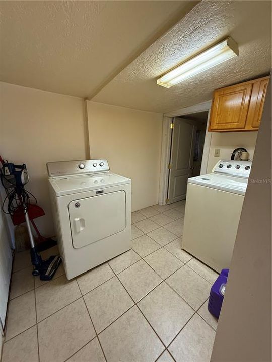 En Venta: $89,900 (2 camas, 2 baños, 1347 Pies cuadrados)