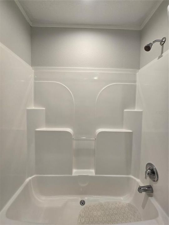 En Venta: $215,000 (2 camas, 2 baños, 1008 Pies cuadrados)