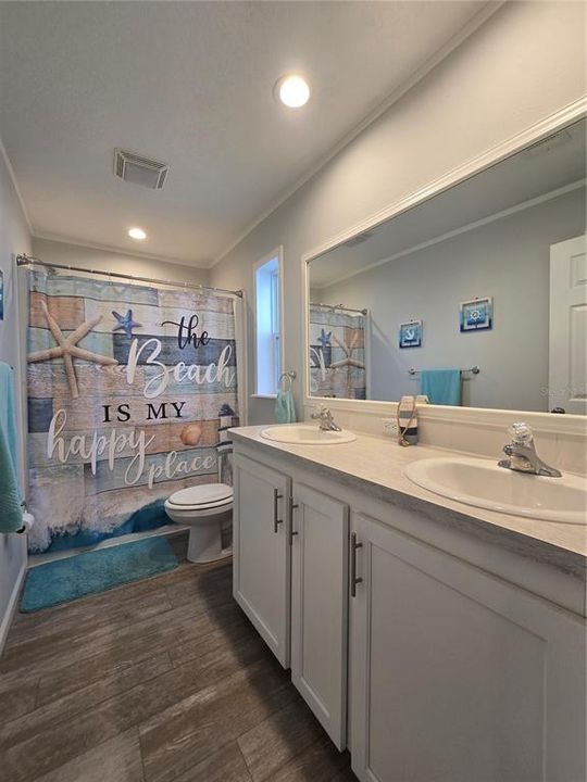 En Venta: $215,000 (2 camas, 2 baños, 1008 Pies cuadrados)