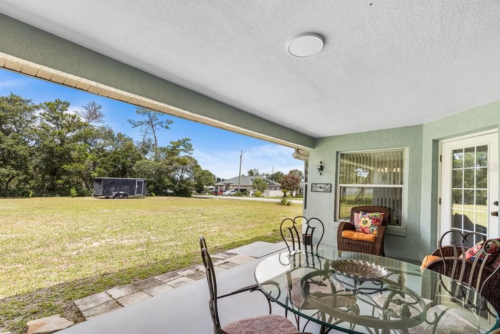 出租: $2,500 (3 贝兹, 2 浴室, 2031 平方英尺)