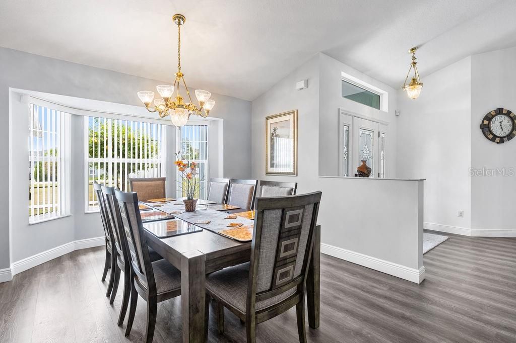 出租: $2,500 (3 贝兹, 2 浴室, 2031 平方英尺)