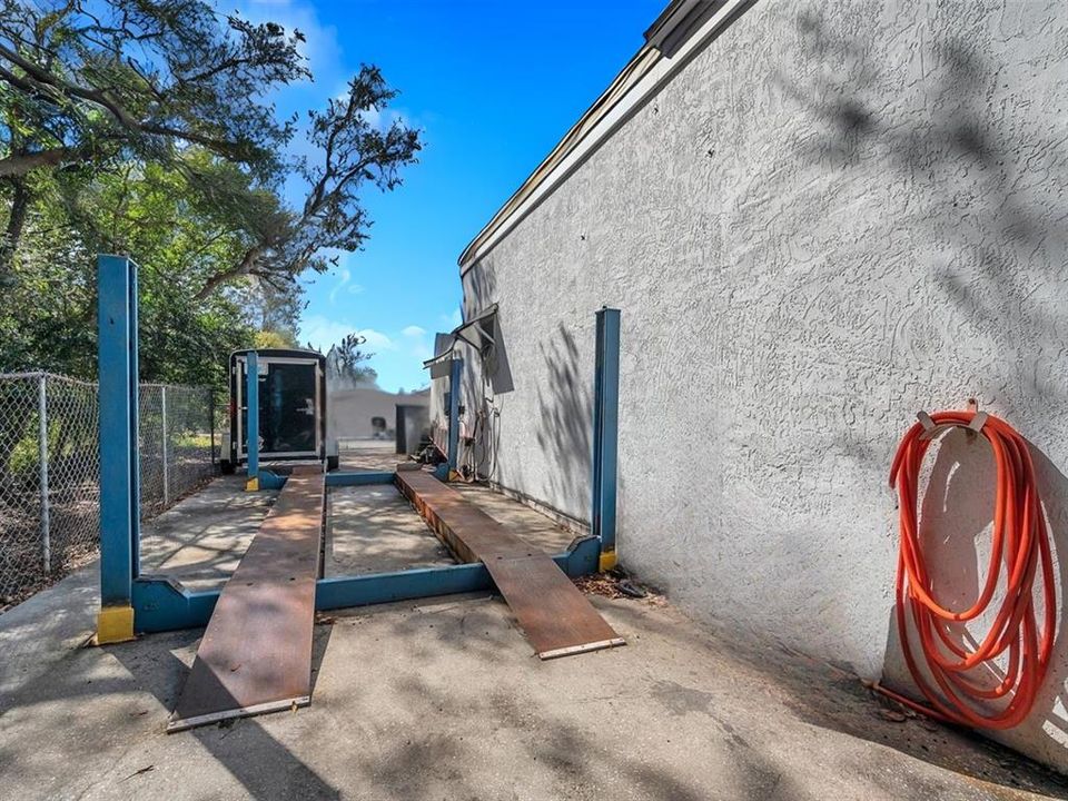 На продажу: $1,050,000 (0 спален, 0 ванн, 1377 Квадратных фут)