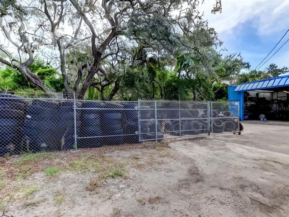 На продажу: $1,050,000 (0 спален, 0 ванн, 1377 Квадратных фут)