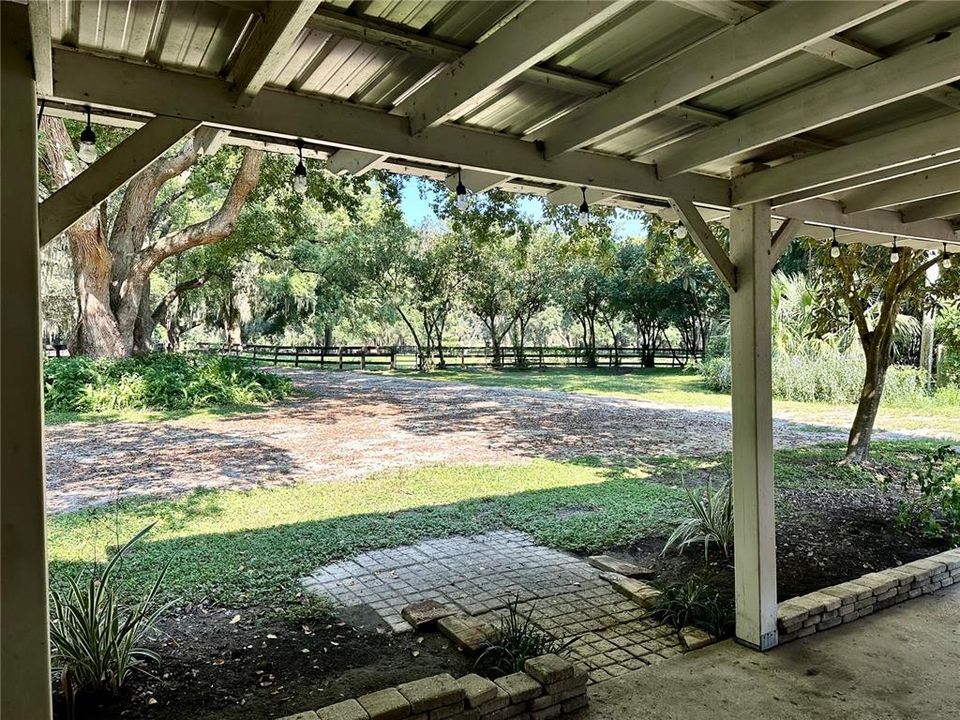 待售: $550,000 (2 贝兹, 2 浴室, 1884 平方英尺)