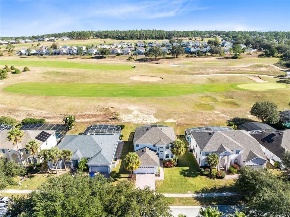 For Sale: $532,000 (5 beds, 4 baths, 2700 Square Feet)