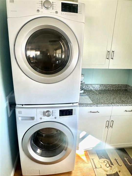 For Sale: $139,900 (3 beds, 2 baths, 1000 Square Feet)