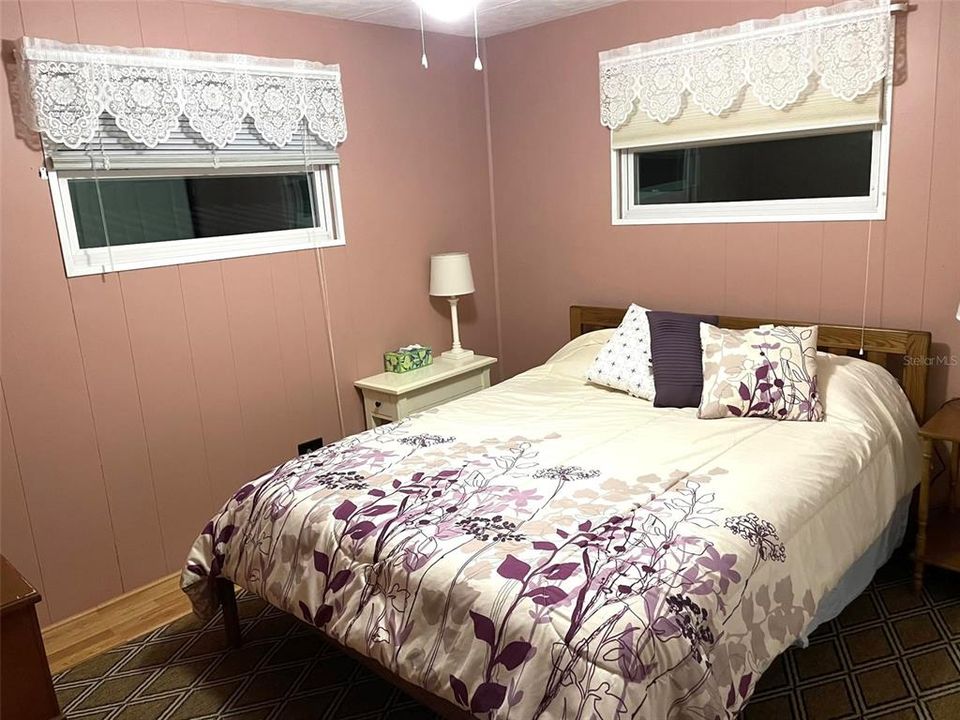 Active With Contract: $109,900 (3 beds, 2 baths, 1000 Square Feet)