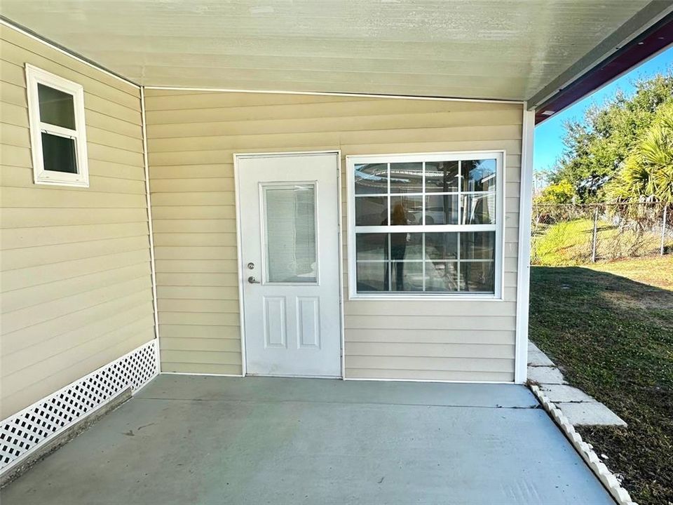 For Sale: $139,900 (3 beds, 2 baths, 1000 Square Feet)