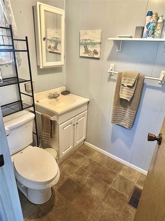 For Sale: $139,900 (3 beds, 2 baths, 1000 Square Feet)