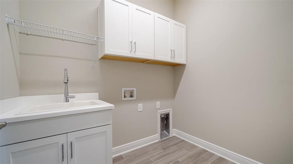 For Sale: $912,990 (3 beds, 3 baths, 2698 Square Feet)