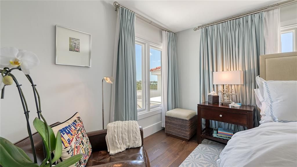 待售: $3,195,000 (3 贝兹, 3 浴室, 2880 平方英尺)