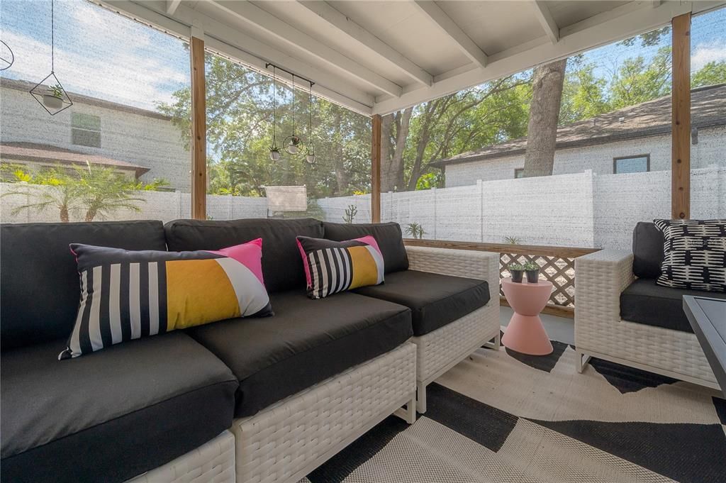 出租: $5,000 (3 贝兹, 1 浴室, 1287 平方英尺)