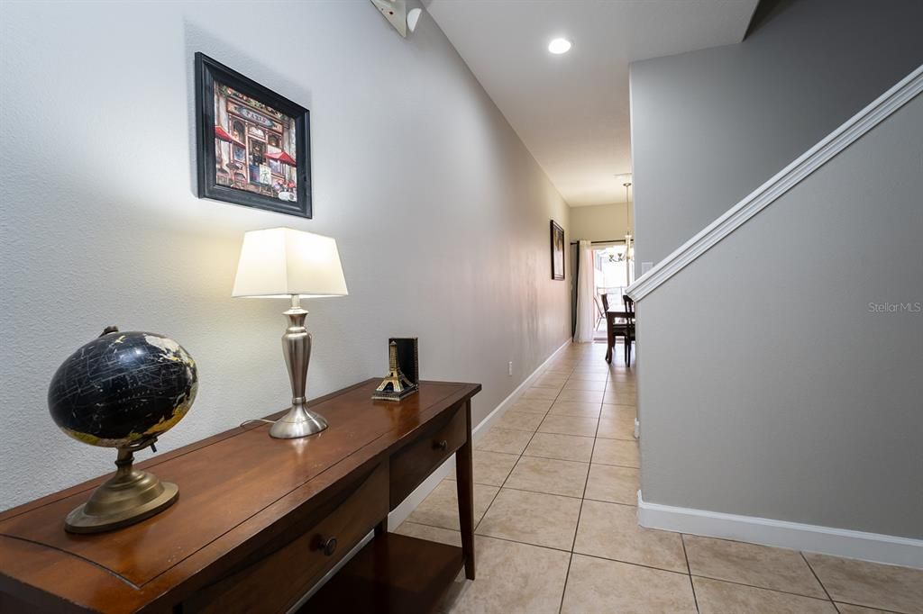 На продажу: $345,000 (4 спален, 3 ванн, 1902 Квадратных фут)