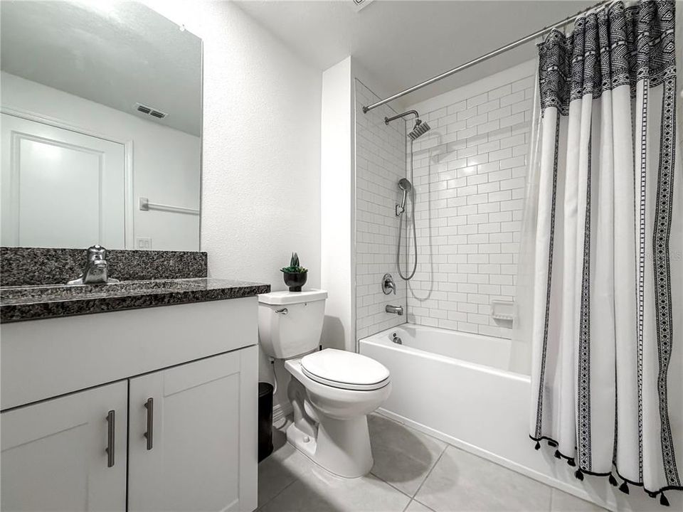 En Venta: $282,000 (3 camas, 2 baños, 1634 Pies cuadrados)