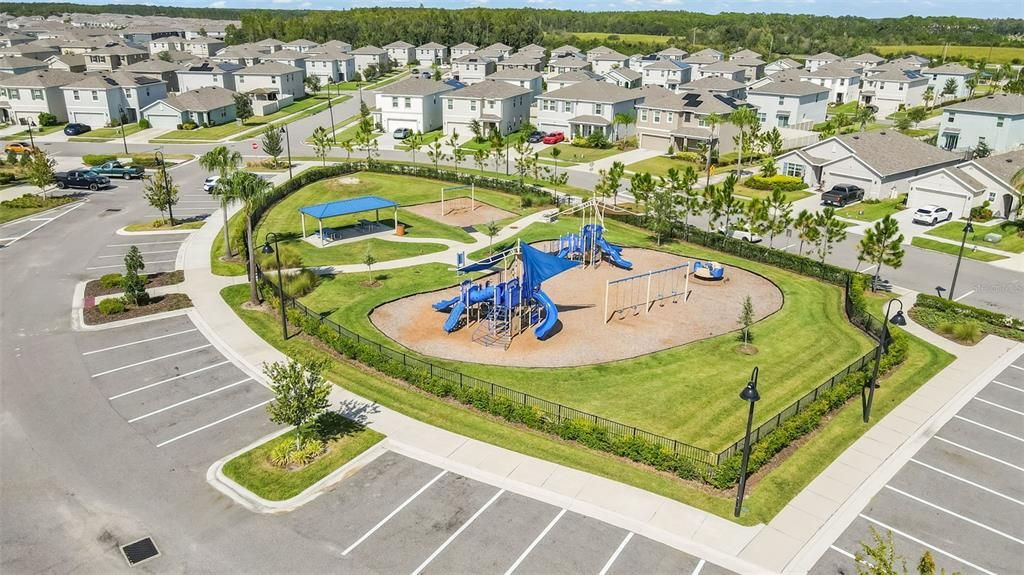 For Rent: $2,300 (3 beds, 2 baths, 1673 Square Feet)