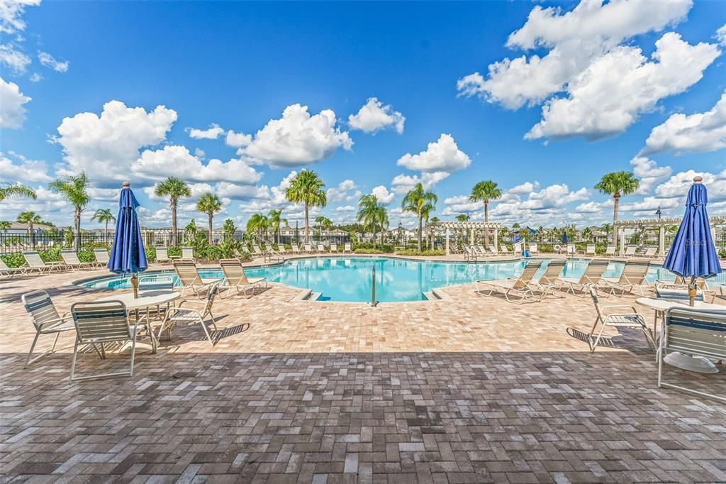 For Rent: $2,300 (3 beds, 2 baths, 1673 Square Feet)