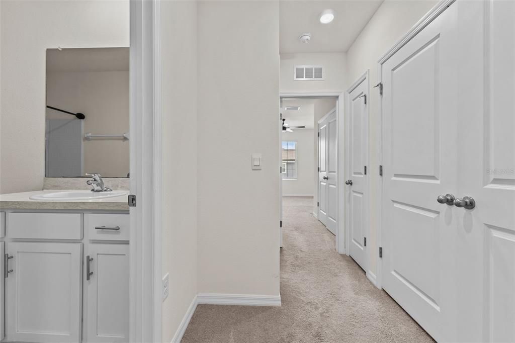 For Rent: $2,300 (3 beds, 2 baths, 1673 Square Feet)