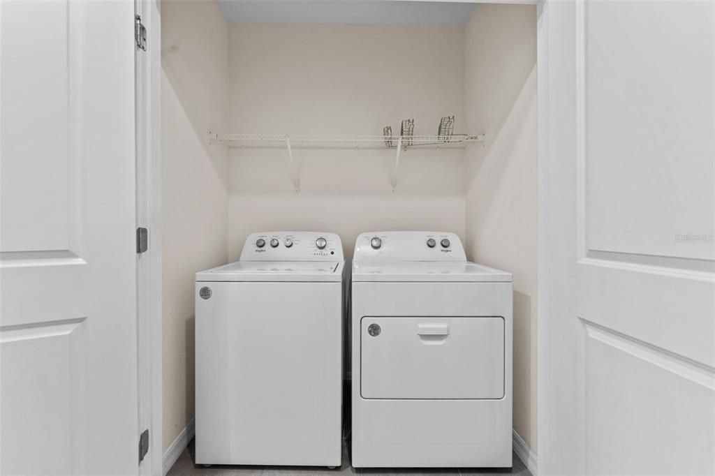 For Rent: $2,300 (3 beds, 2 baths, 1673 Square Feet)