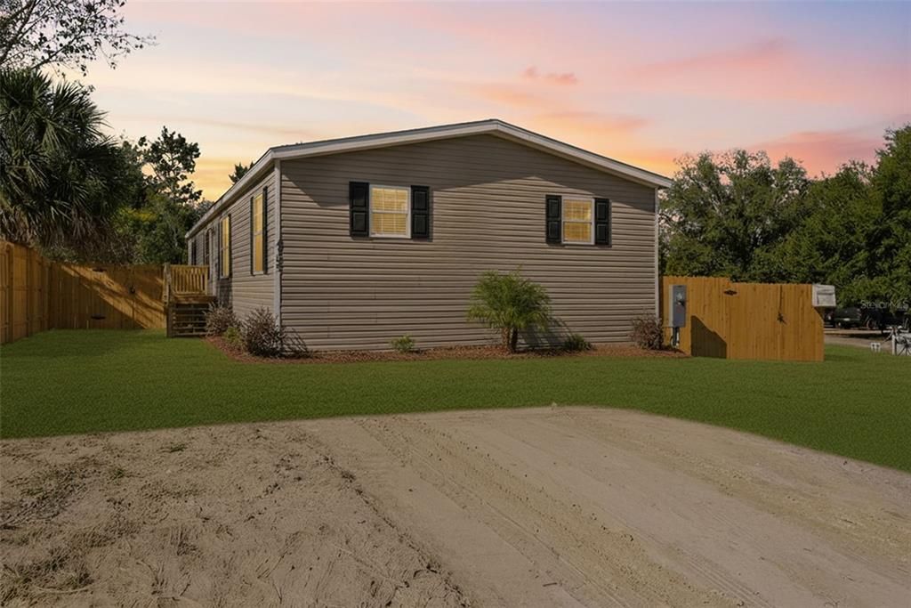 For Sale: $249,900 (4 beds, 2 baths, 1832 Square Feet)