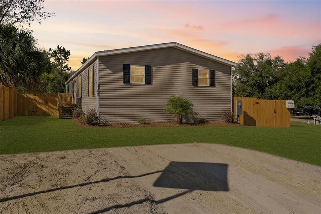 For Sale: $249,900 (4 beds, 2 baths, 1832 Square Feet)