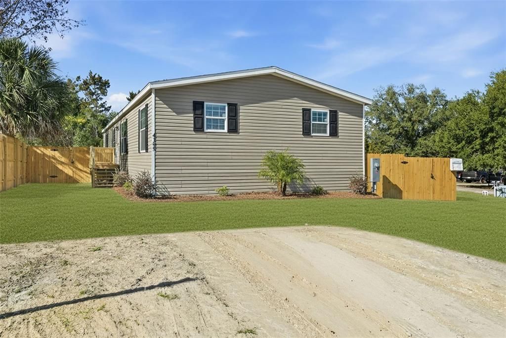 For Sale: $249,900 (4 beds, 2 baths, 1832 Square Feet)