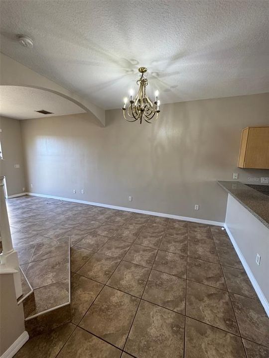 For Rent: $1,799 (3 beds, 2 baths, 1468 Square Feet)