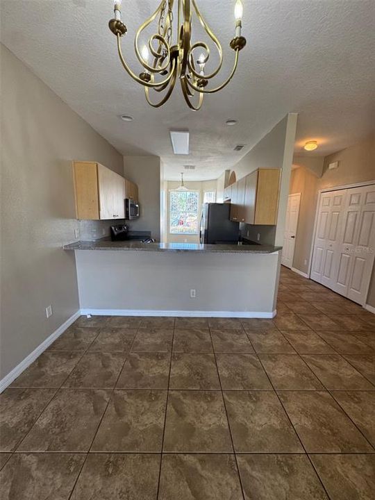 For Rent: $1,799 (3 beds, 2 baths, 1468 Square Feet)